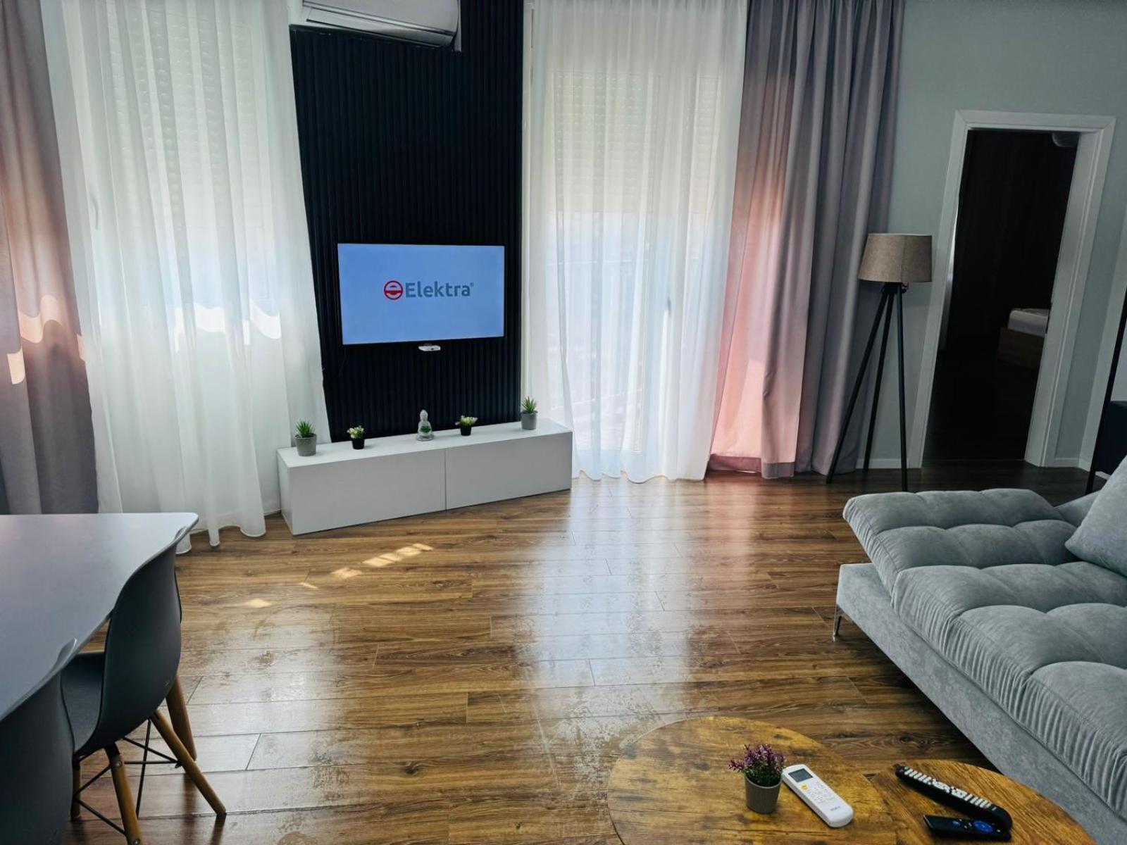 Apartamente Tiranë Luaran gambar