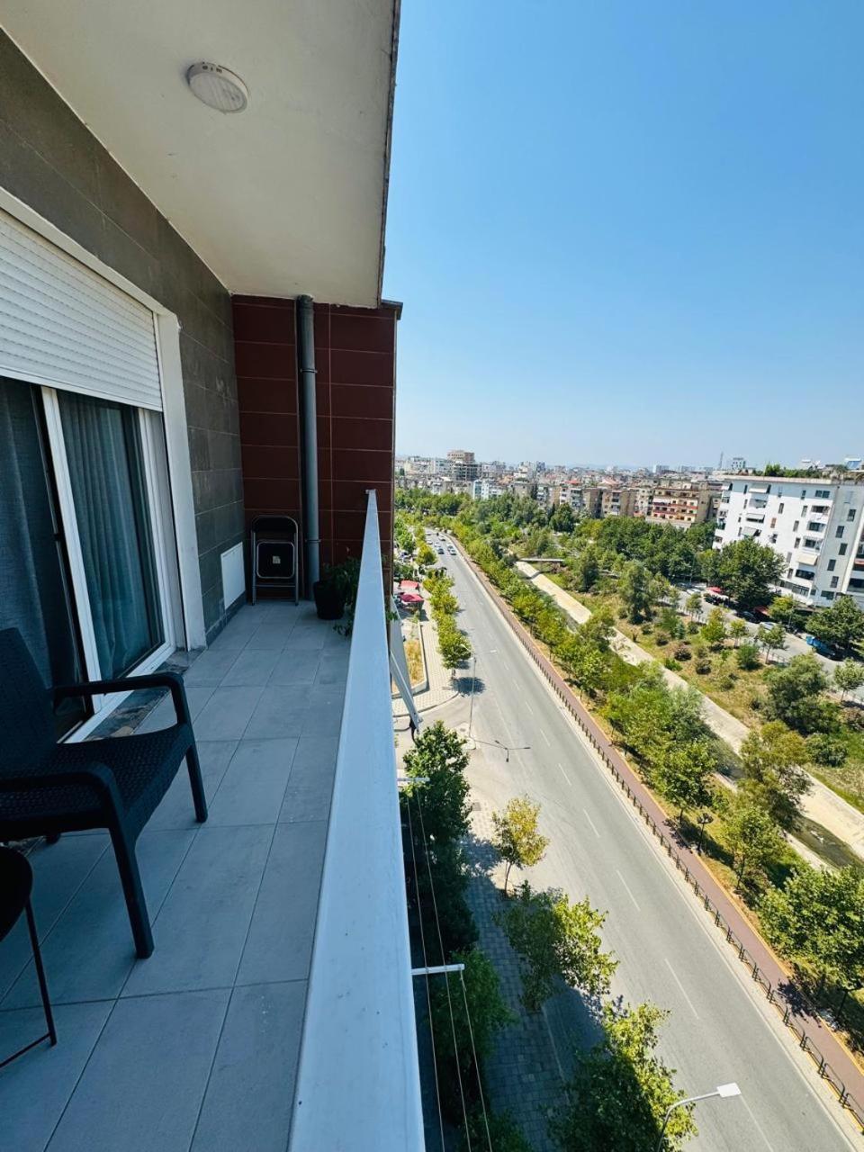 Apartamente Tiranë Luaran gambar