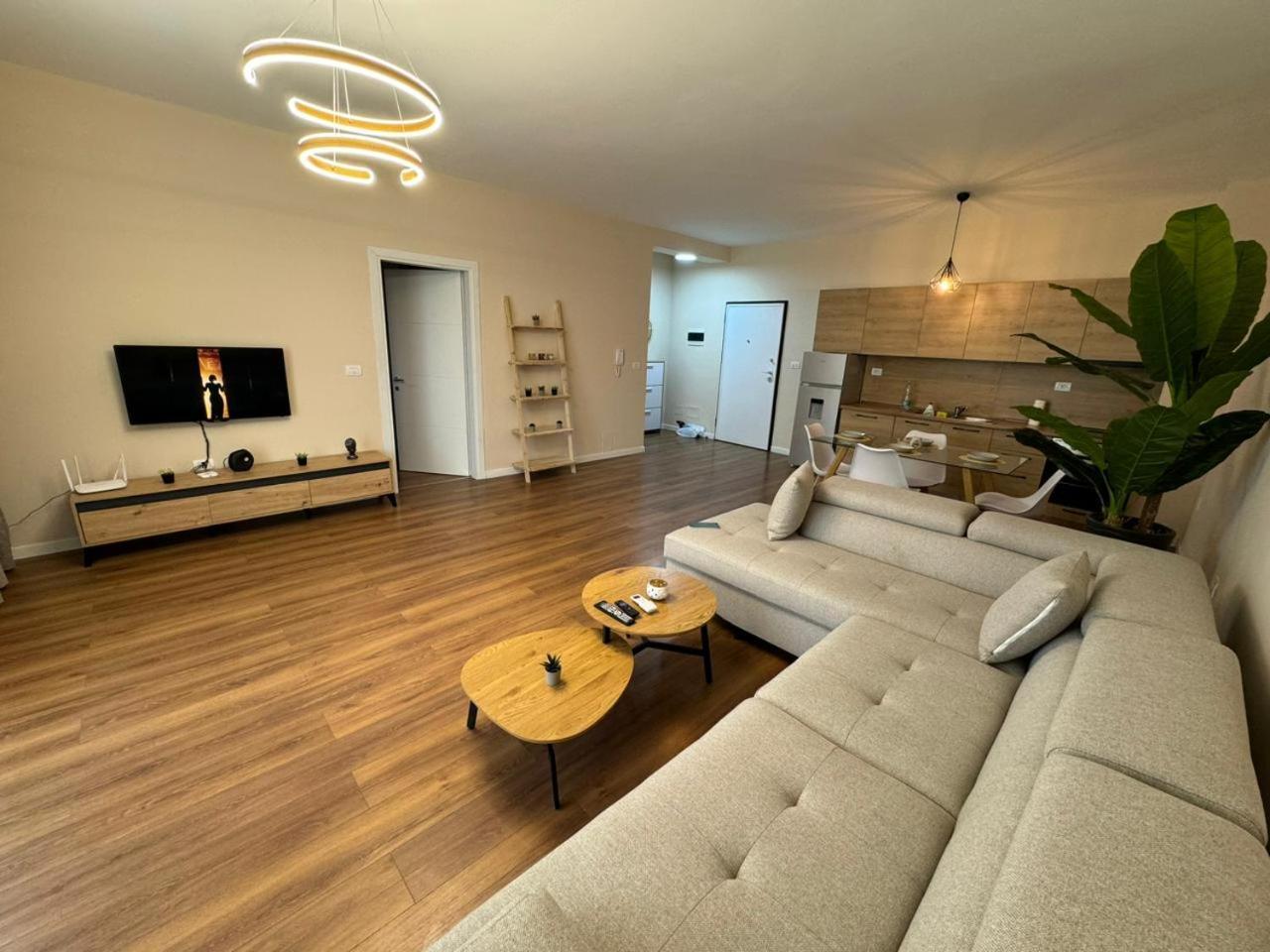 Apartamente Tiranë Luaran gambar